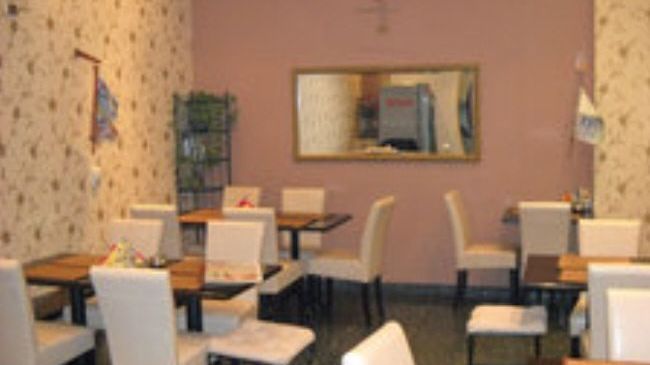 Arkadia Centrum - Pokoje Varşova Restoran fotoğraf