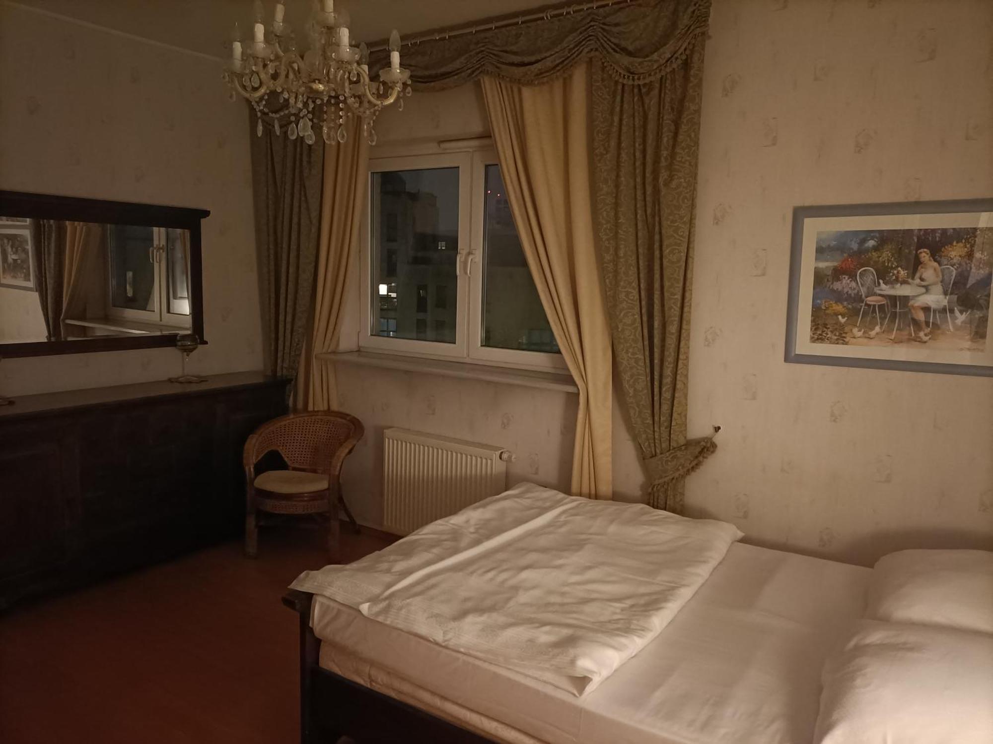 Arkadia Centrum - Pokoje Varşova Dış mekan fotoğraf